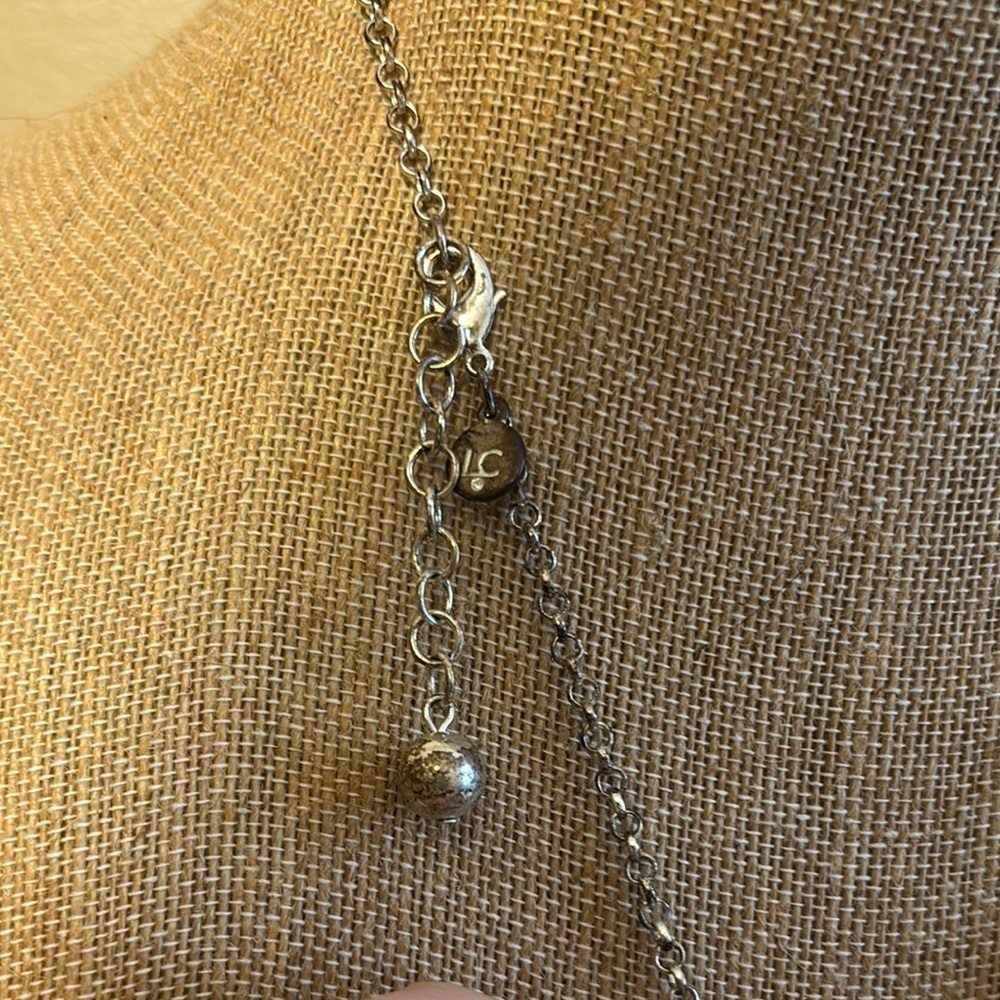 Elegant Blue Statement Necklace - Picture 3 of 4